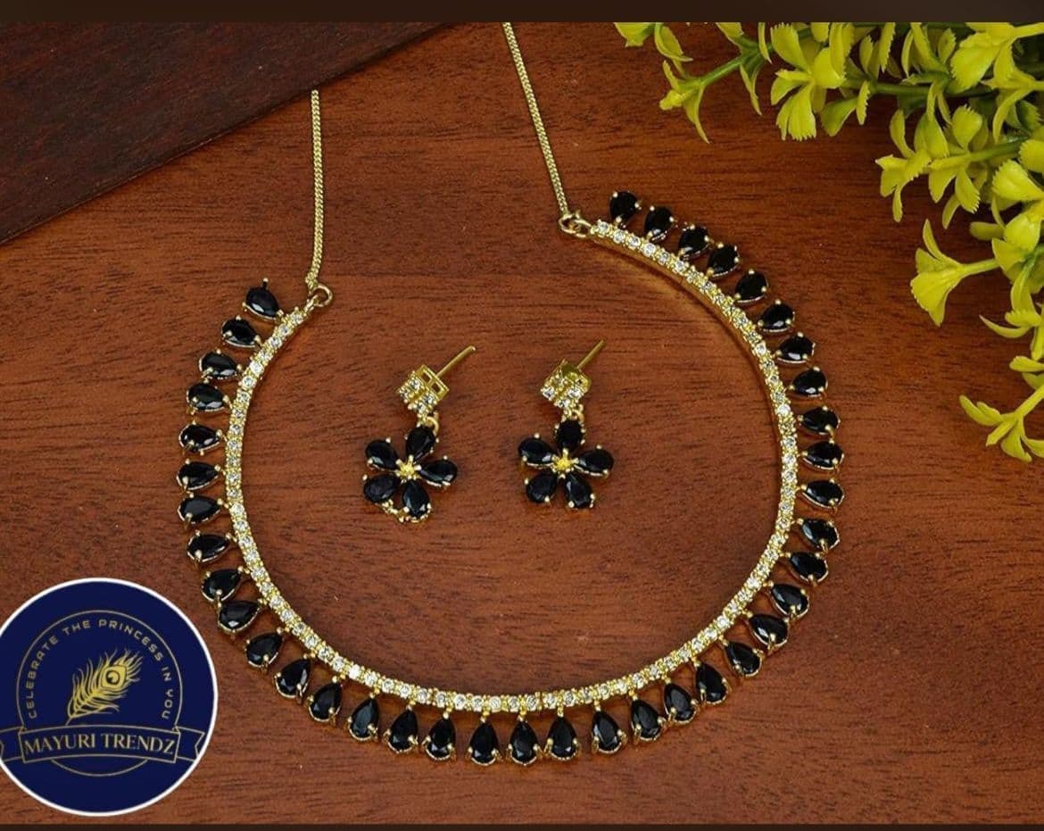 Back Crystal Stone Necklace with Earrings